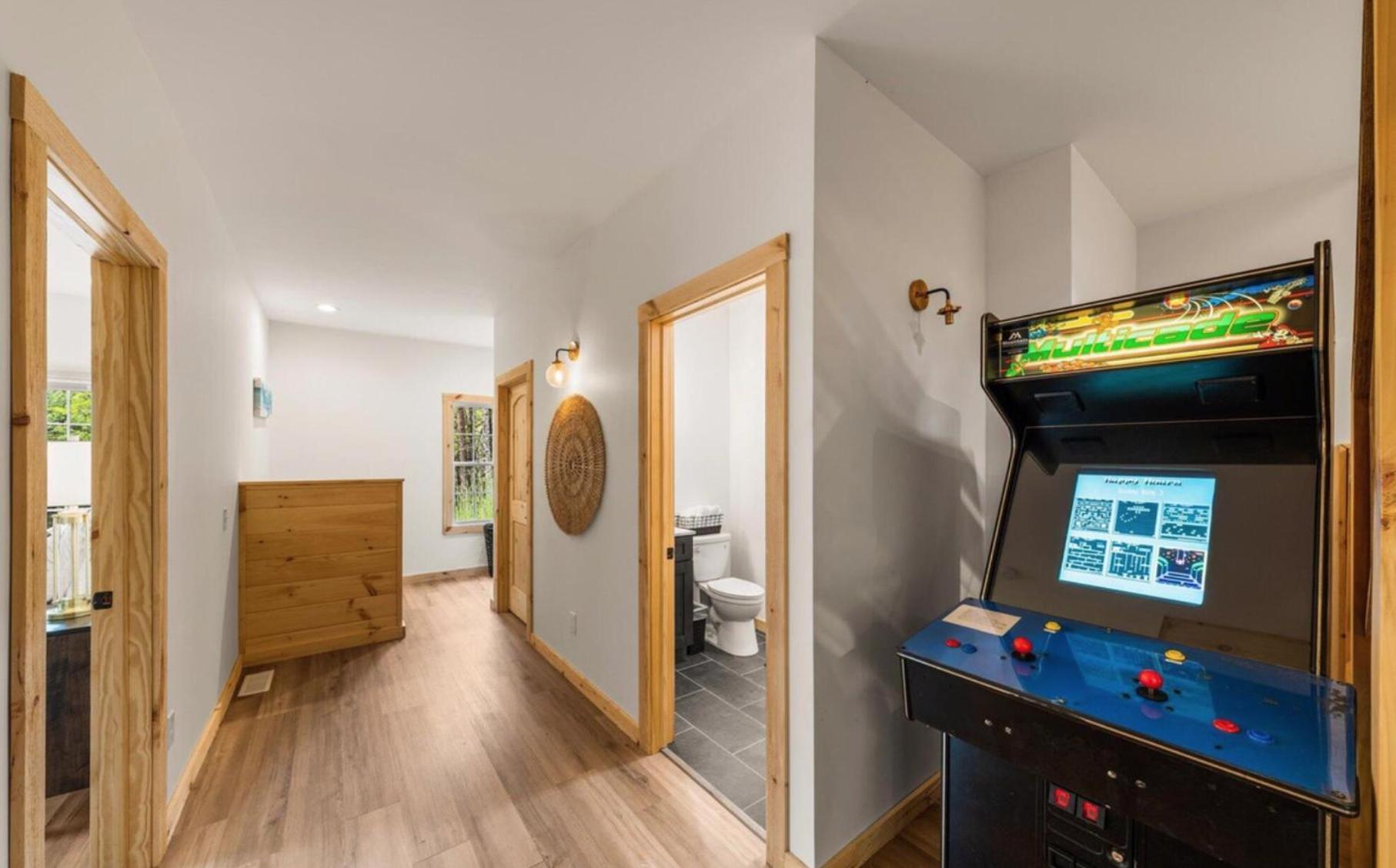 Luxe Retreat - June Sale! - Easy Drive - Xl Swim Spa - Award Winning! Sevierville Luaran gambar